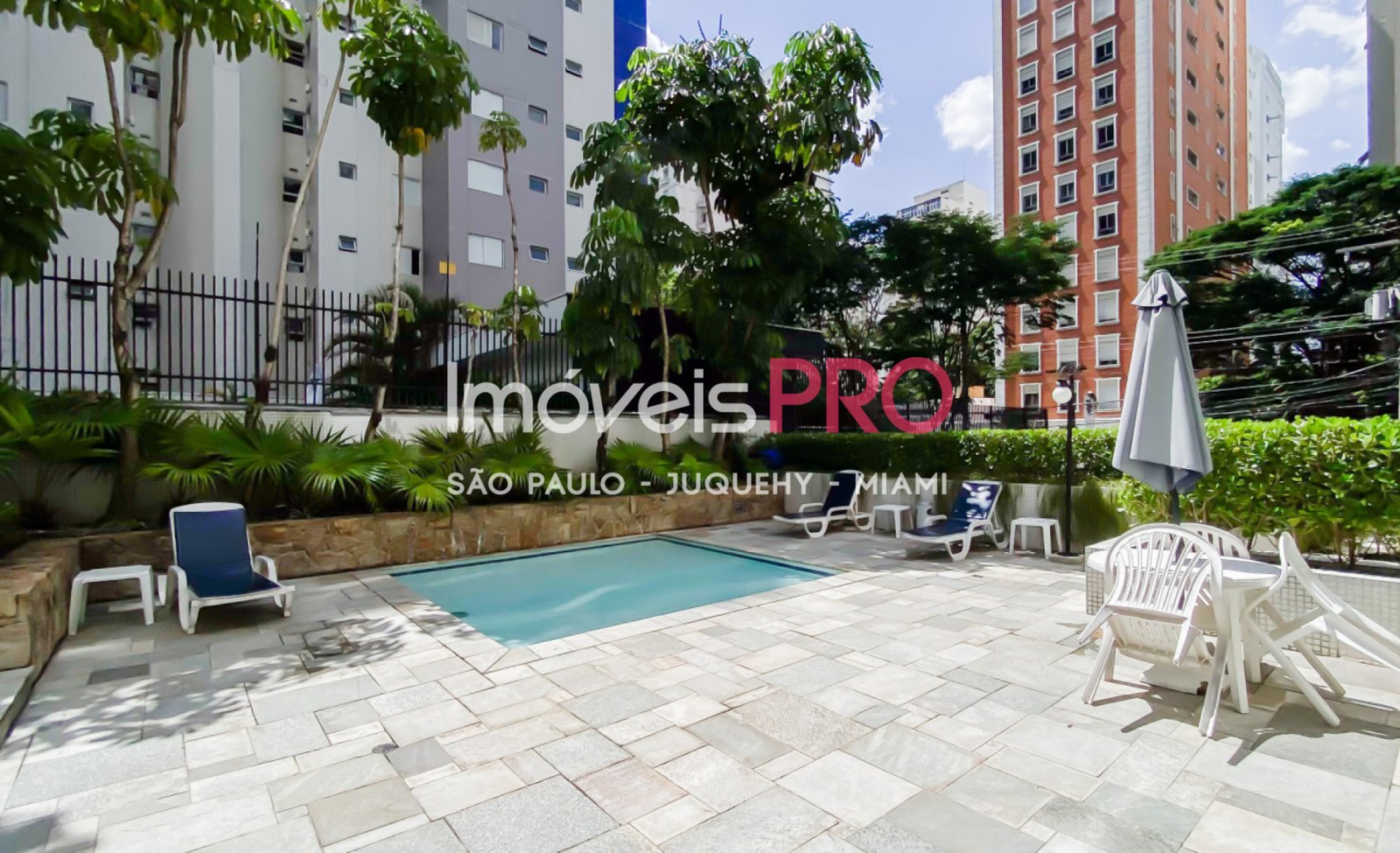 Foto :: IP38379