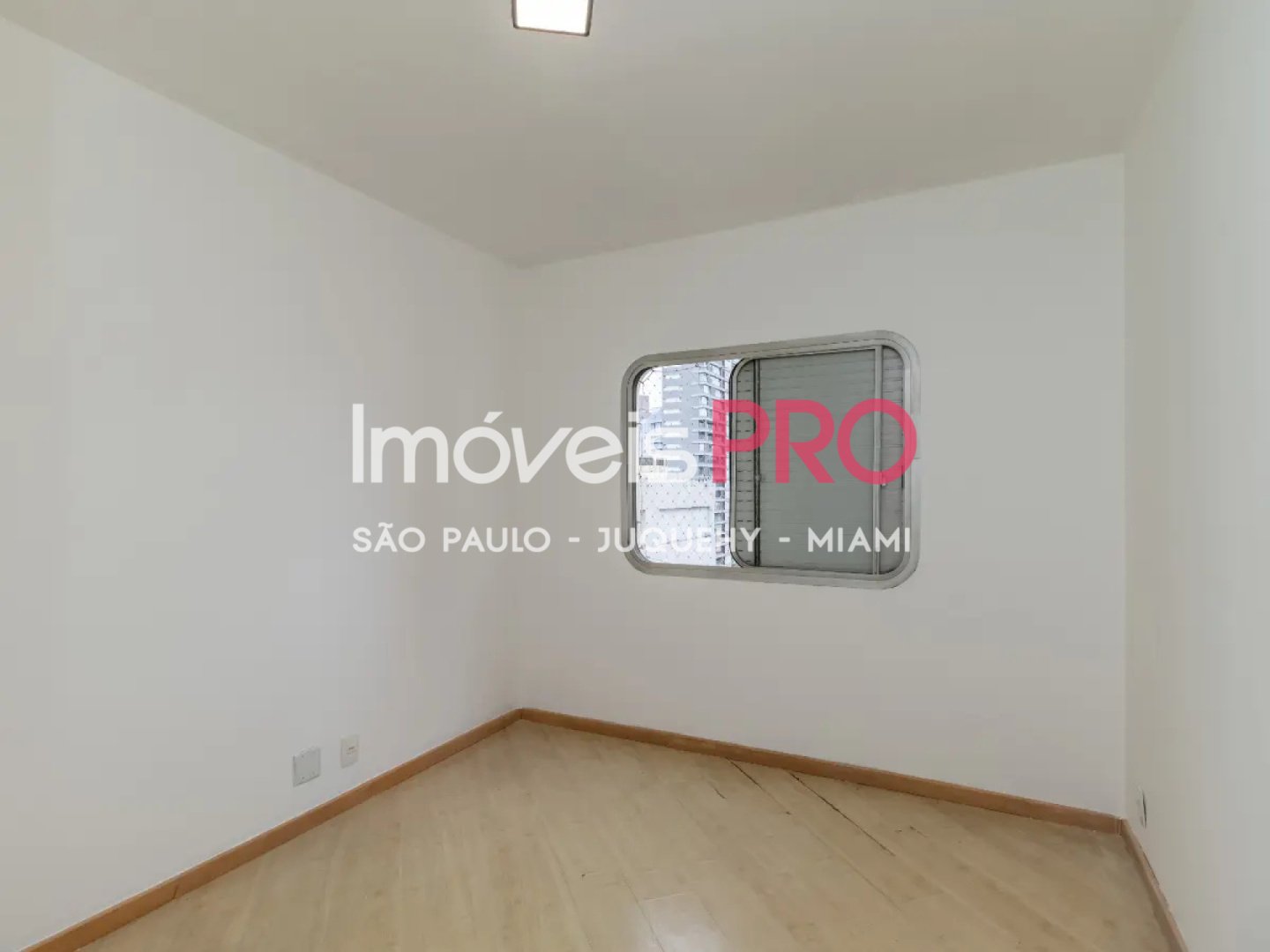 Foto :: https://assets.imoveispro.com.br/thumb/IP38406/apartamento-venda-vila-olimpia_IP38406_11_1920x1080.jpg?