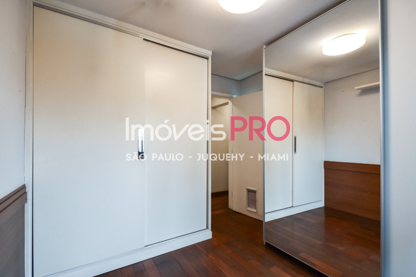 Foto :: https://assets.imoveispro.com.br/thumb/IP38410/apartamento-venda-perdizes_IP38410_23_1920x1080.jpg?
