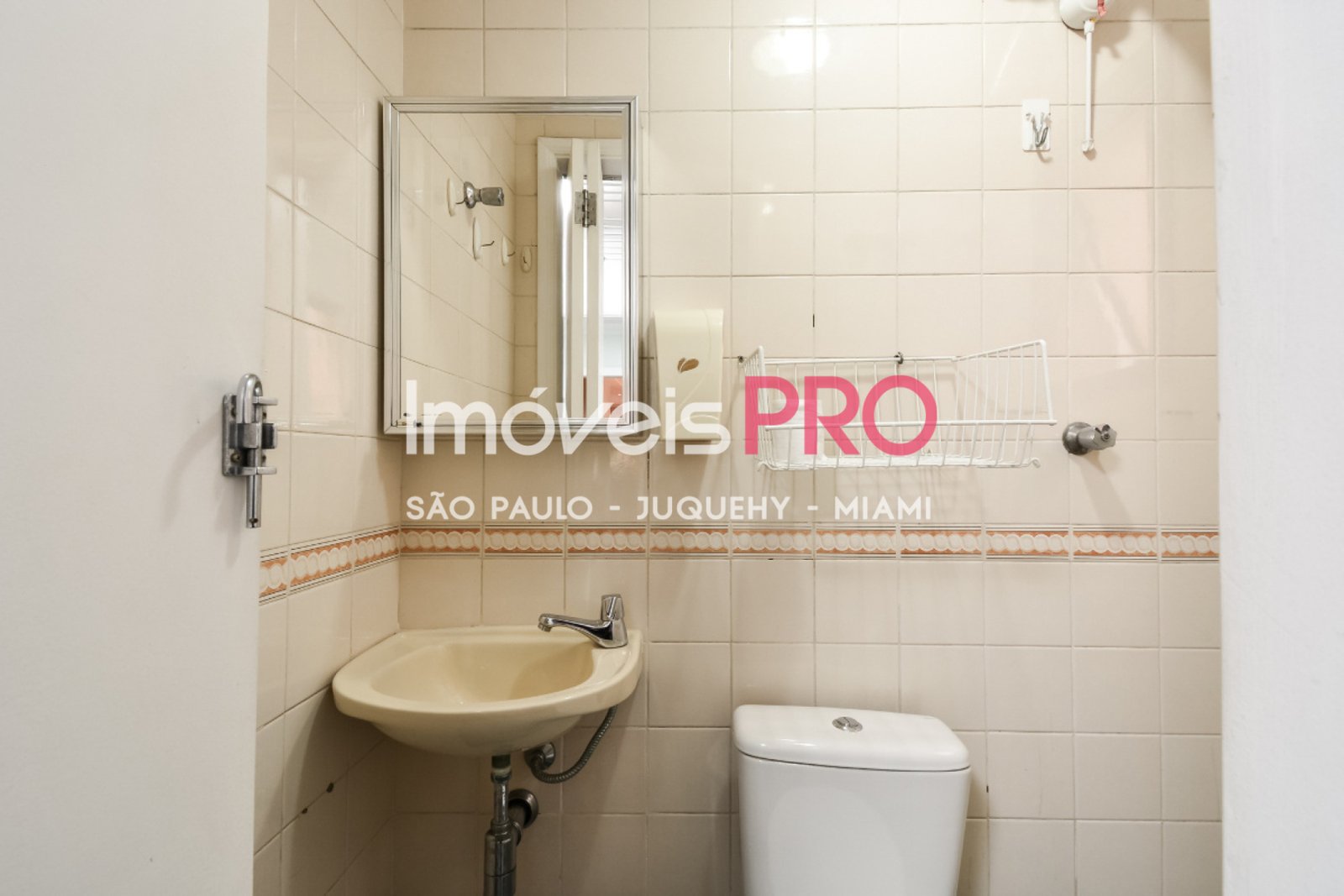 Foto :: IP38410