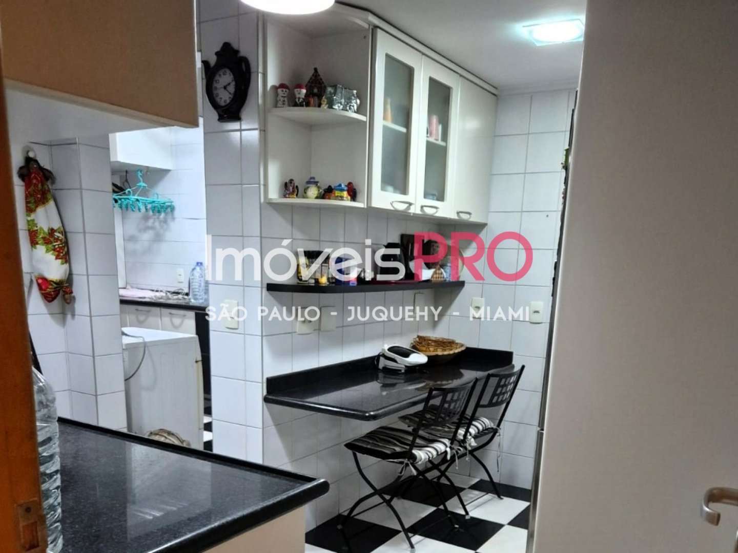 Foto :: IP38424
