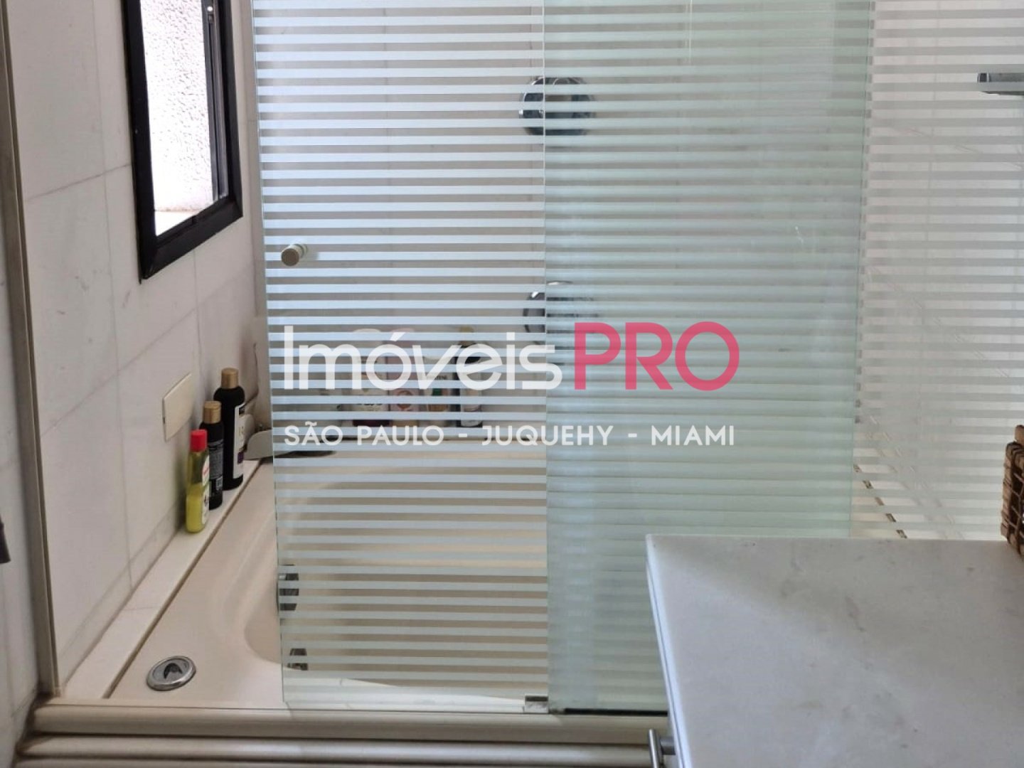 Foto :: IP38424