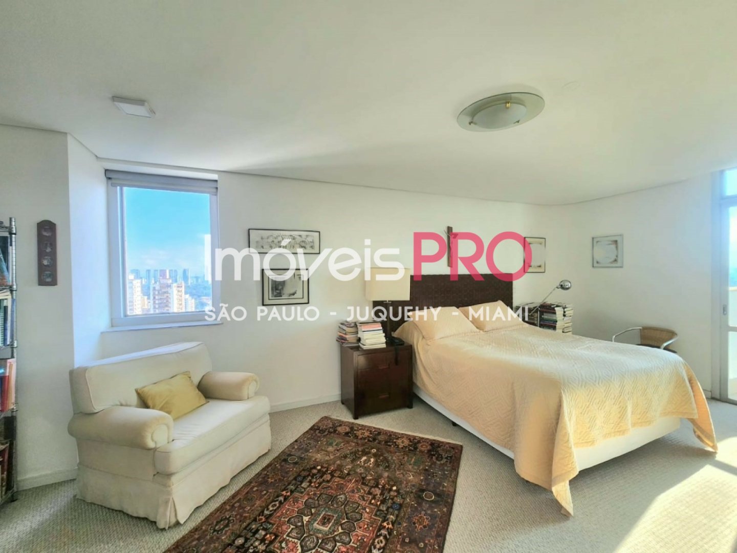 Foto :: https://assets.imoveispro.com.br/thumb/IP38437/cobertura-duplex-venda-real-parque_IP38437_23_1920x1080.jpg?