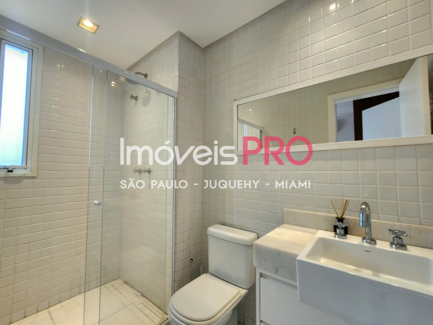 Foto :: IP38438