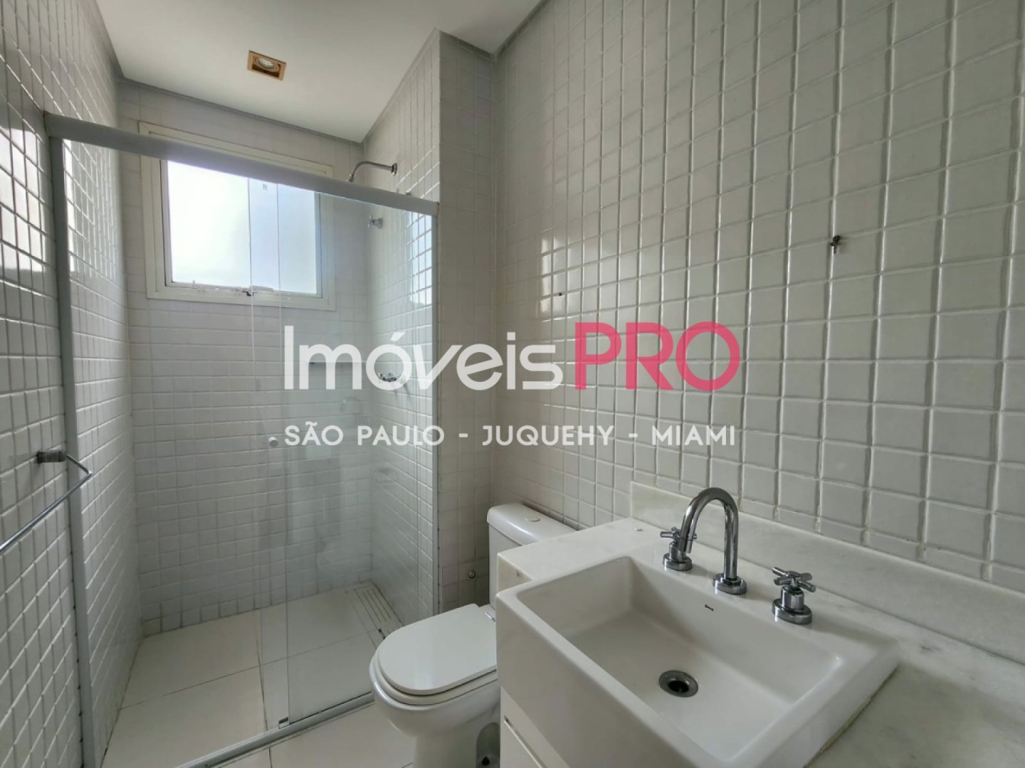 Foto :: IP38438