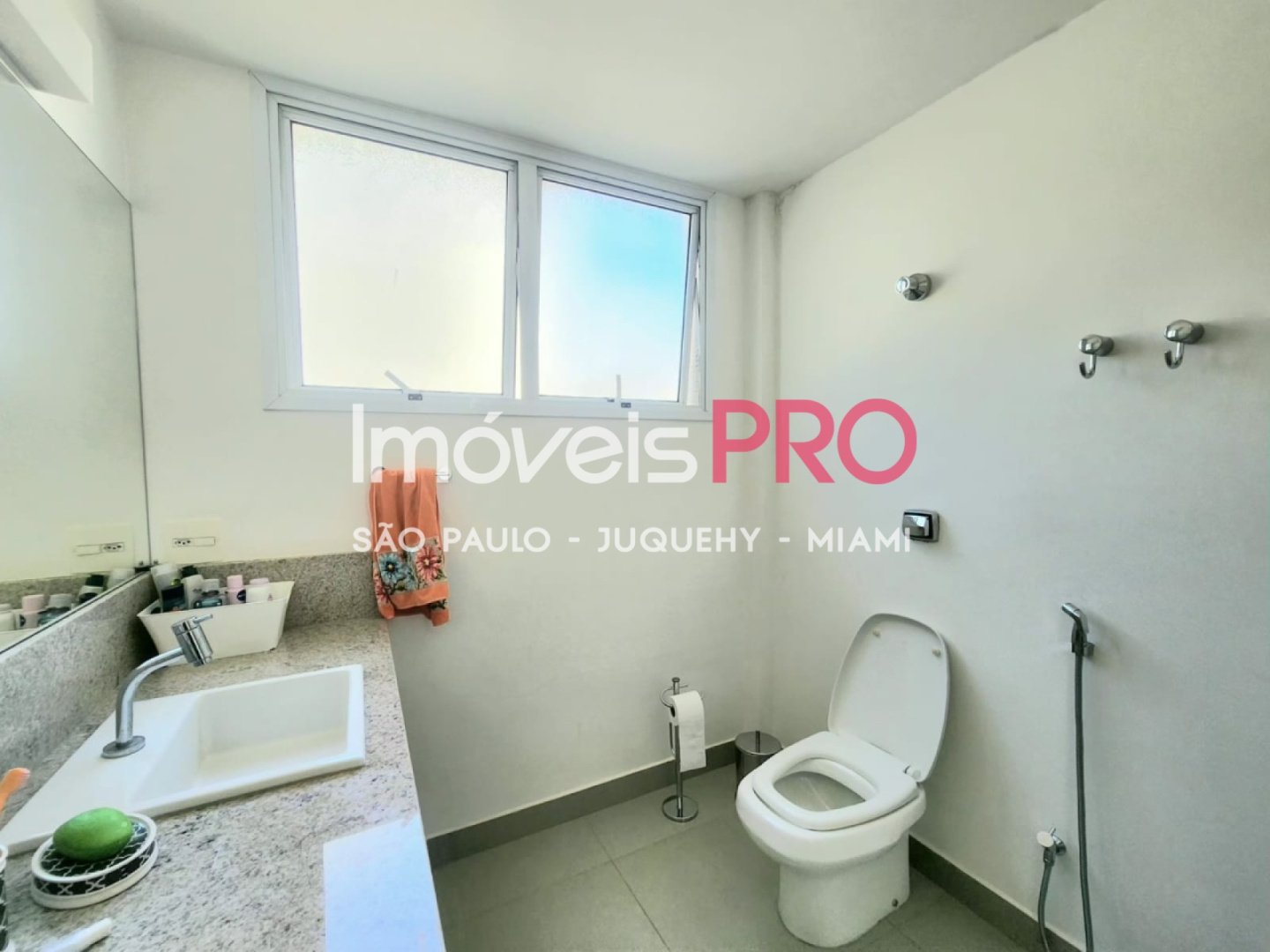 Foto :: https://assets.imoveispro.com.br/thumb/IP38440/apartamento-venda-cerqueira-cesar_IP38440_11_1920x1080.jpg?