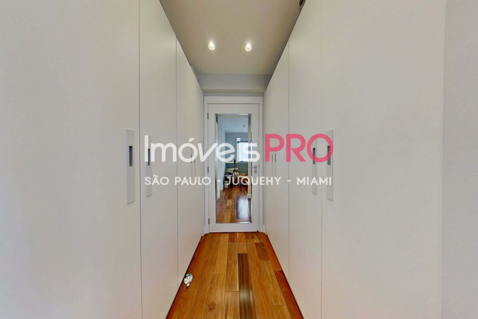Foto :: IP38441