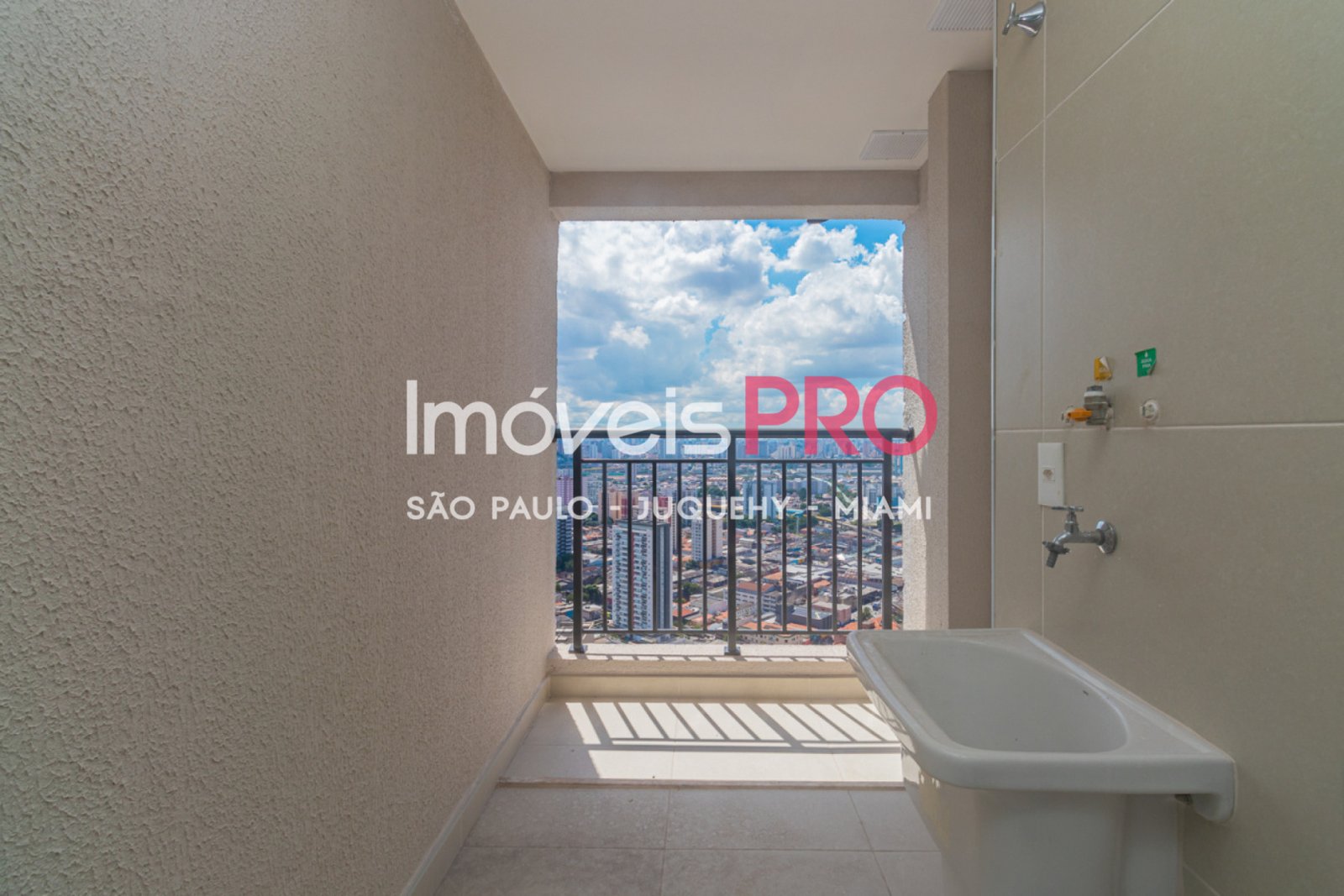 Foto :: IP38445
