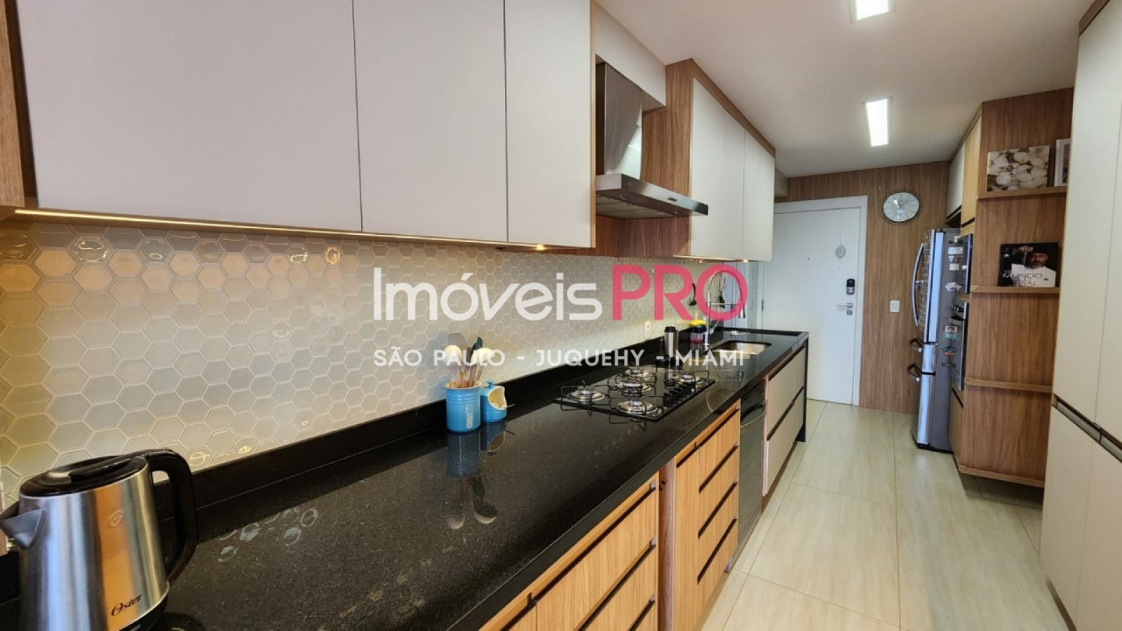 Foto :: https://assets.imoveispro.com.br/thumb/IP38455/apartamento-venda-chacara-santo-antonio-zona-sul_IP38455_29_1920x1080.jpg?