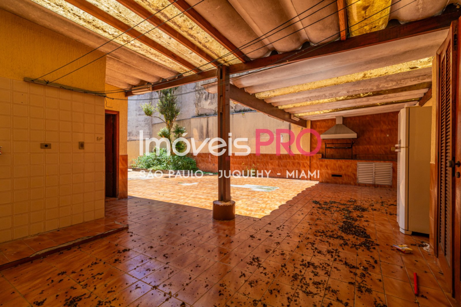 Foto :: https://assets.imoveispro.com.br/thumb/IP38456/casa-venda-planalto-paulista_IP38456_47_1920x1080.jpg?