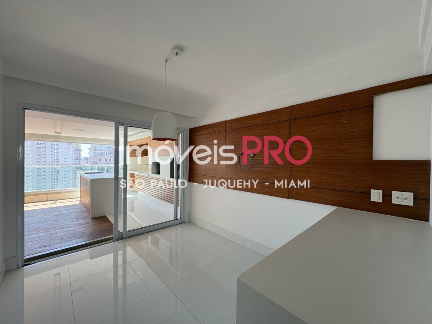 Foto :: https://assets.imoveispro.com.br/thumb/IP38471/apartamento-venda-moema-passaros_IP38471_29_1920x1080.jpg?1774722272