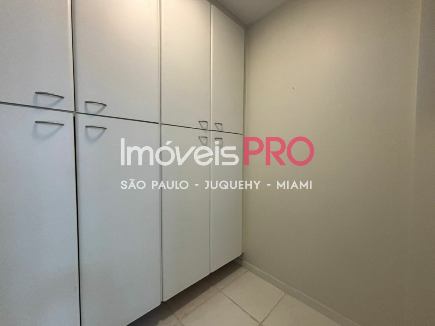 Foto :: https://assets.imoveispro.com.br/thumb/IP38473/apartamento-aluguel-vila-nova-conceicao_IP38473_35_1920x1080.jpg?