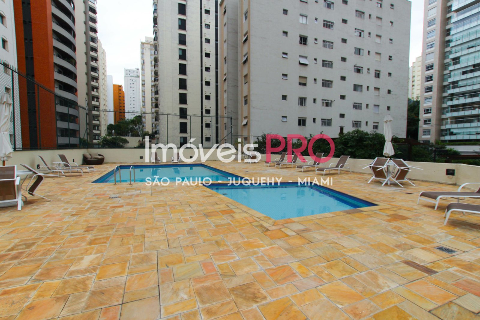 Foto :: IP38474