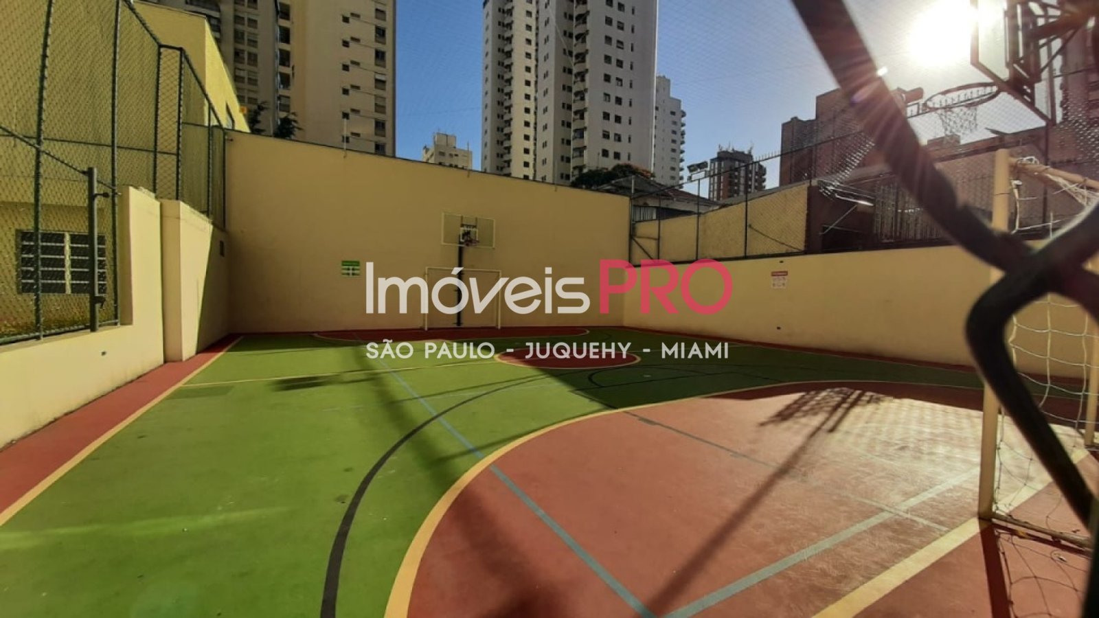 Foto :: IP38474