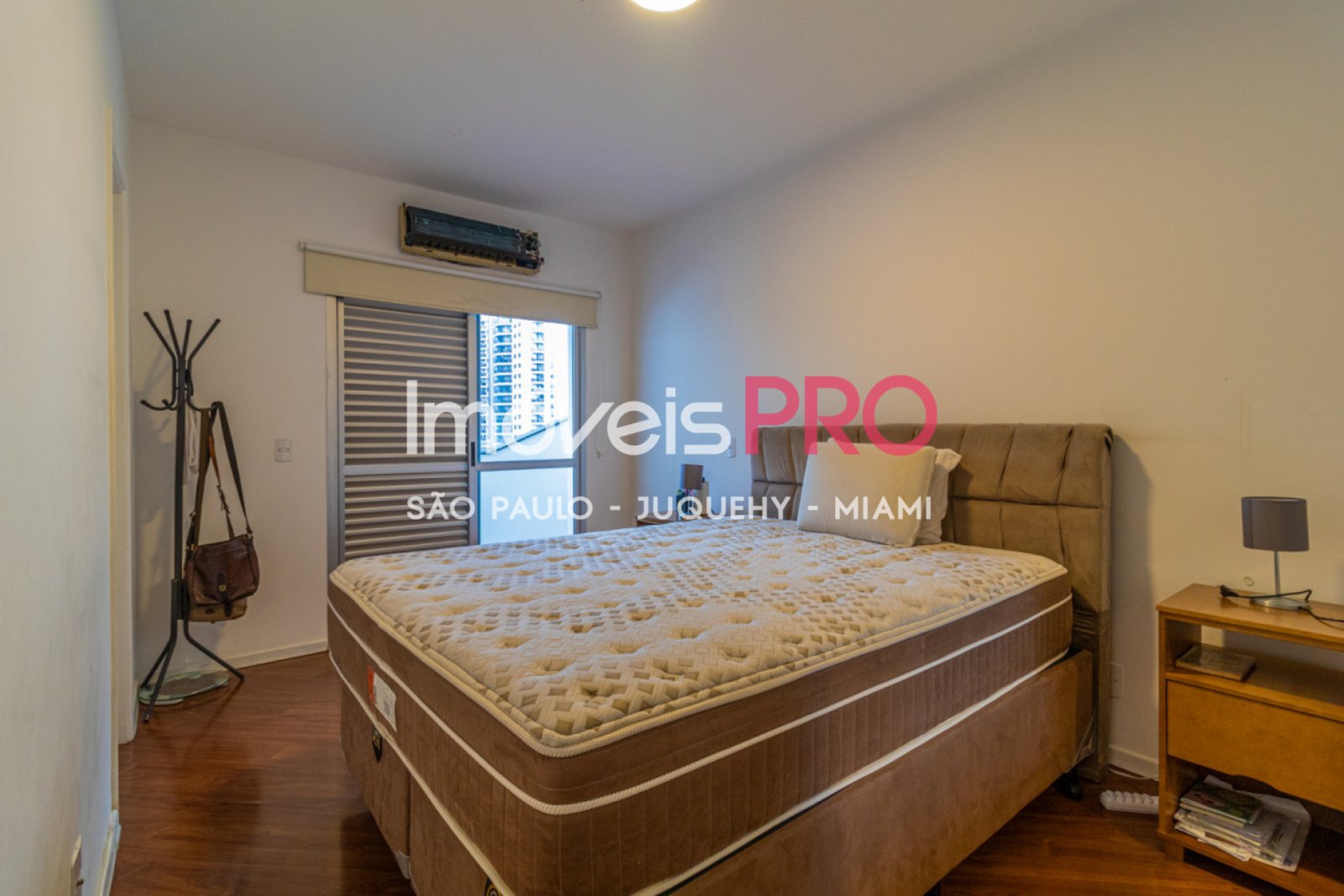 Foto :: https://assets.imoveispro.com.br/thumb/IP38478/apartamento-venda-moema_IP38478_17_1920x1080.jpg?