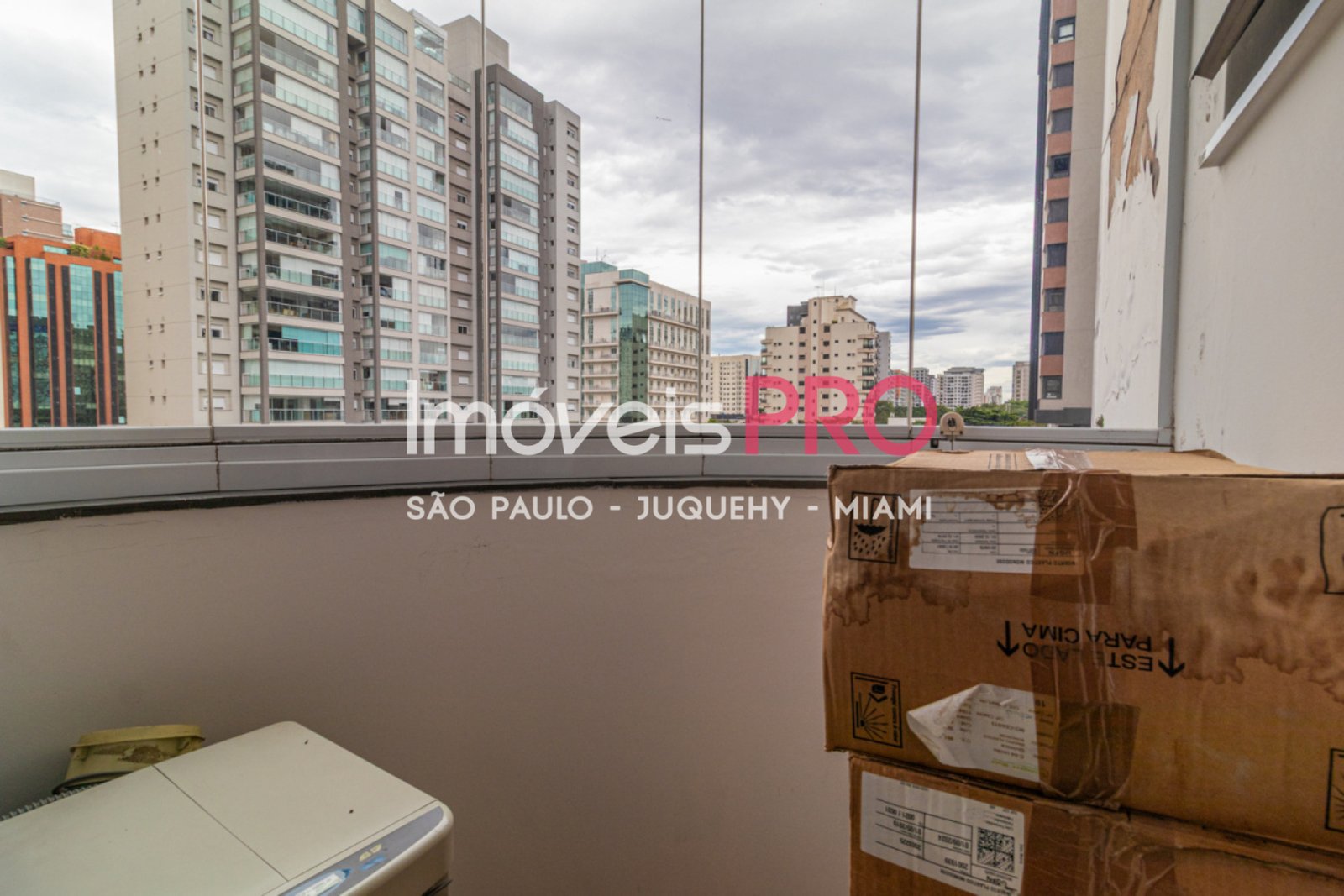 Foto :: IP38478