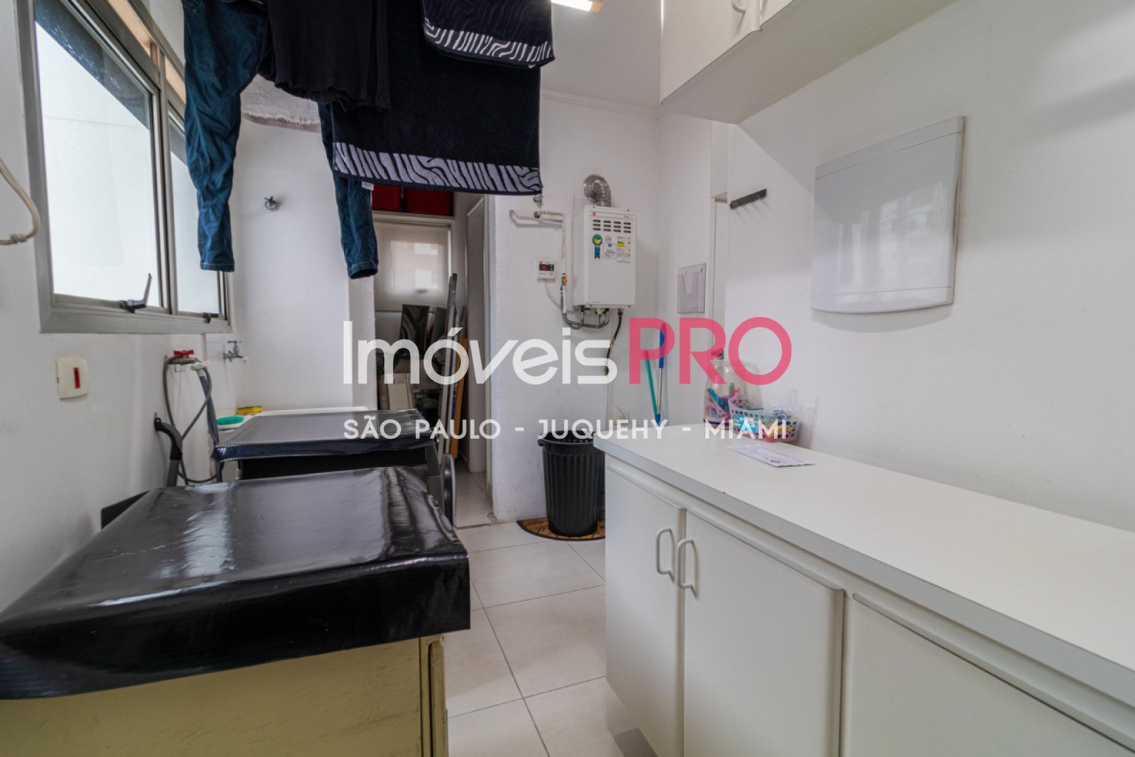 Foto :: https://assets.imoveispro.com.br/thumb/IP38478/apartamento-venda-moema_IP38478_41_1920x1080.jpg?