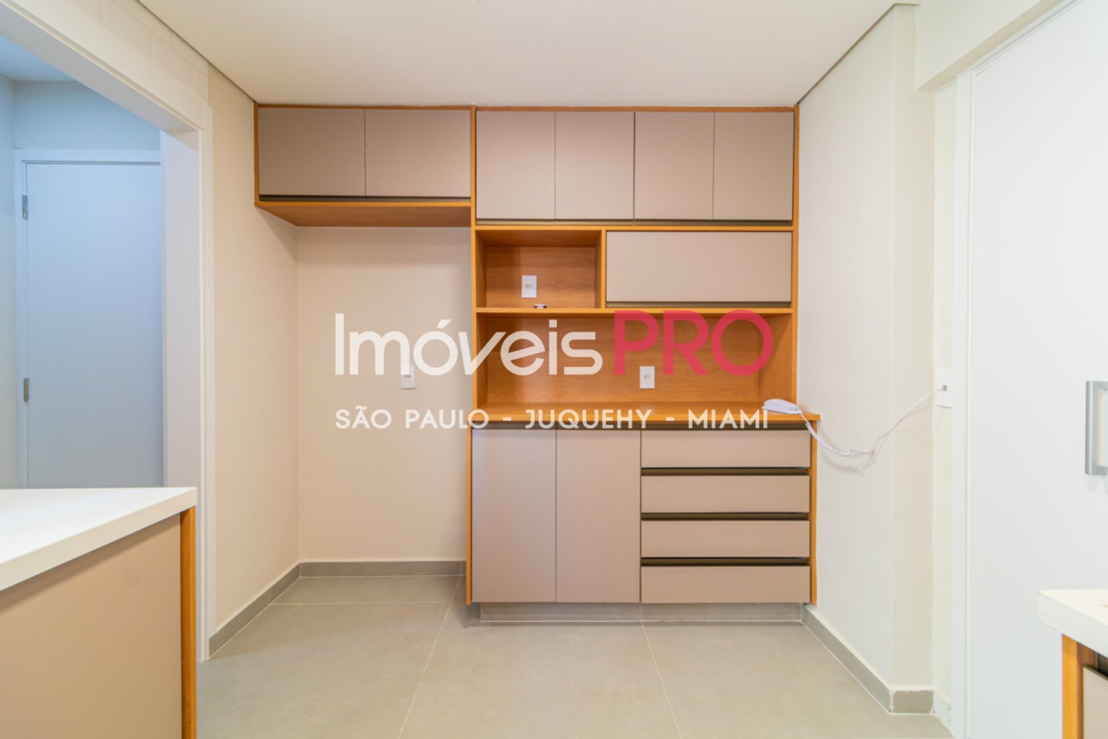 Foto :: IP38481