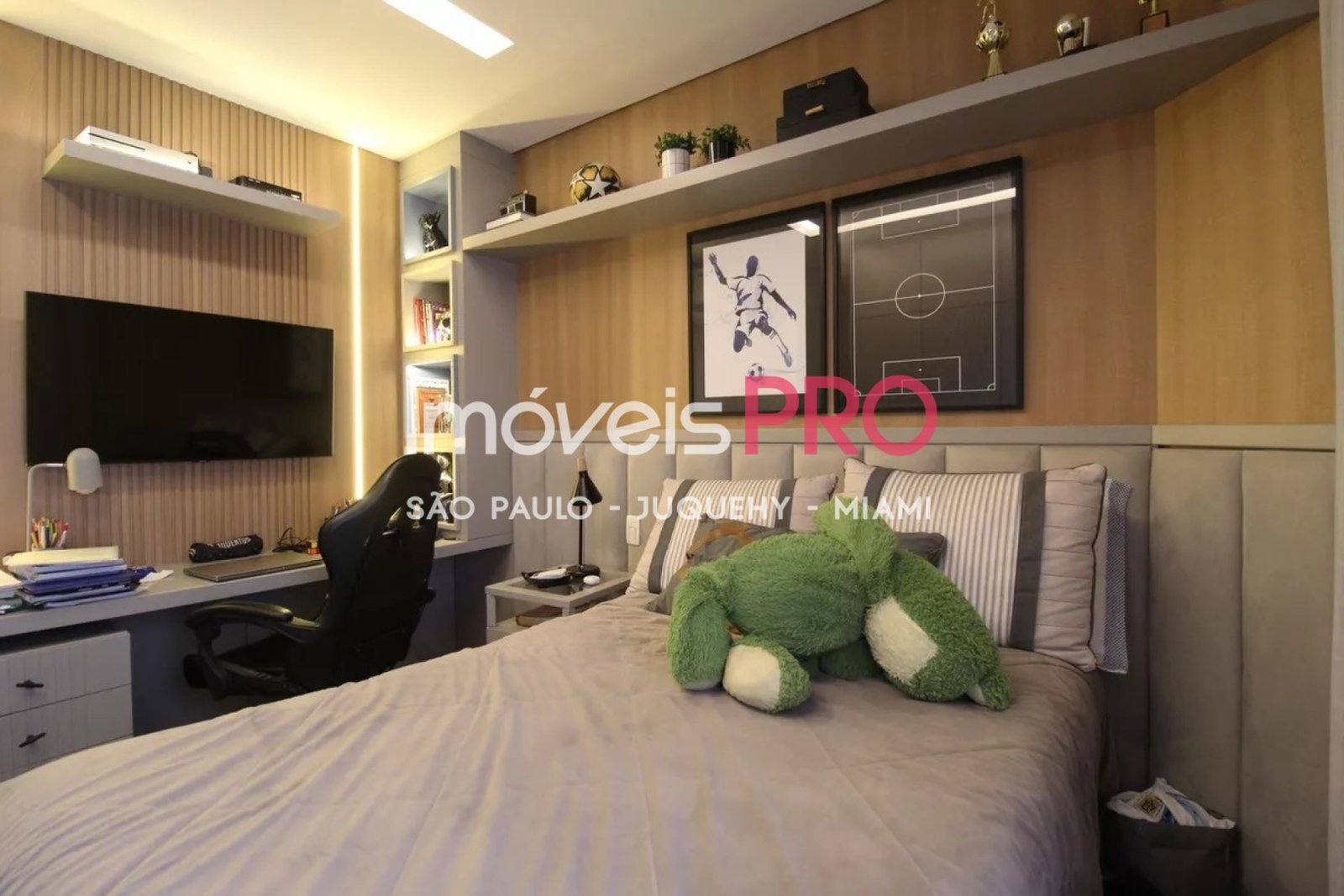Foto :: IP38493