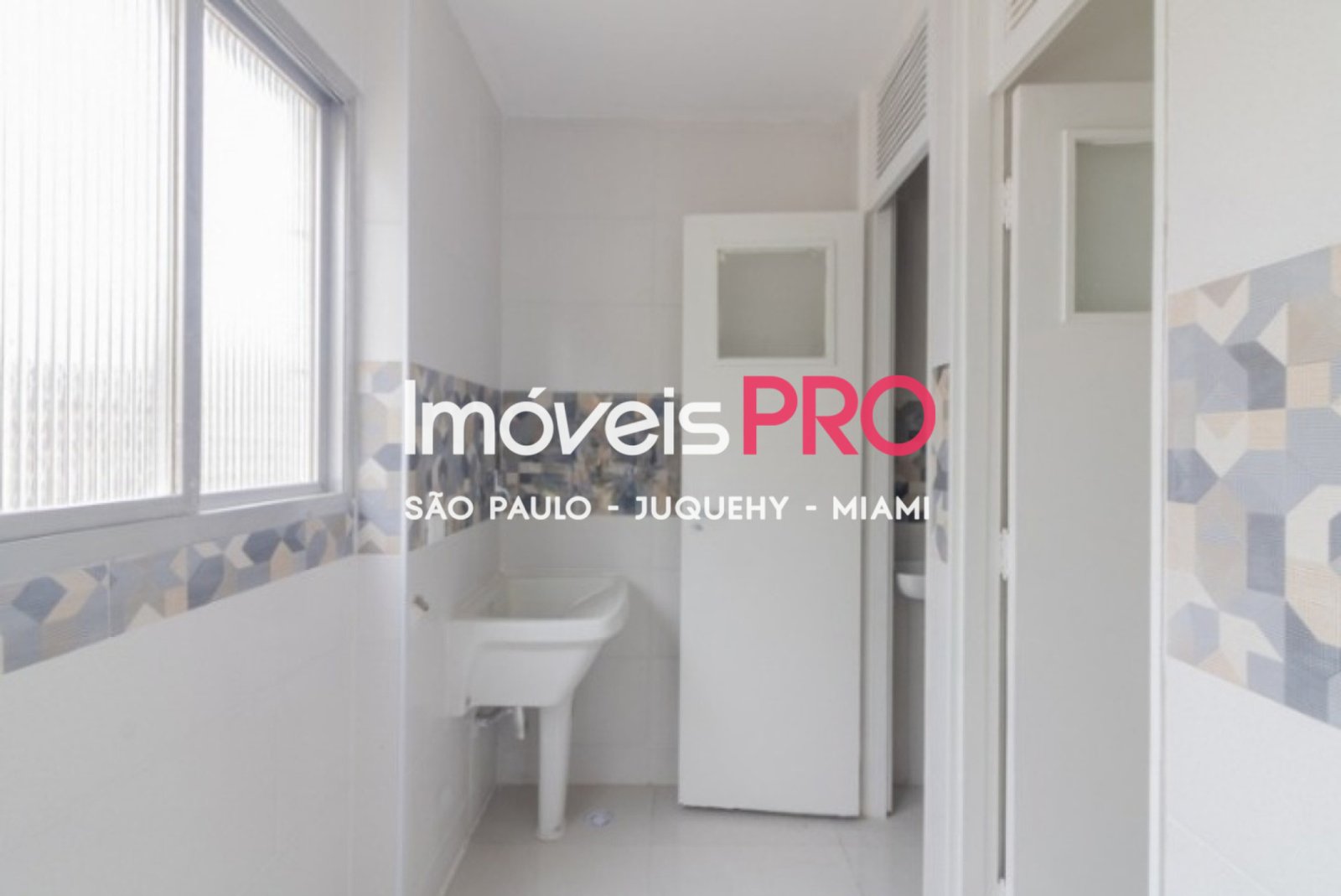 Foto :: https://assets.imoveispro.com.br/thumb/IP38505/apartamento-venda-moema-passaros_IP38505_17_1920x1080.jpg?