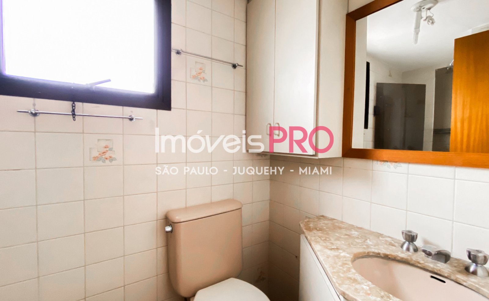 Foto :: IP38506