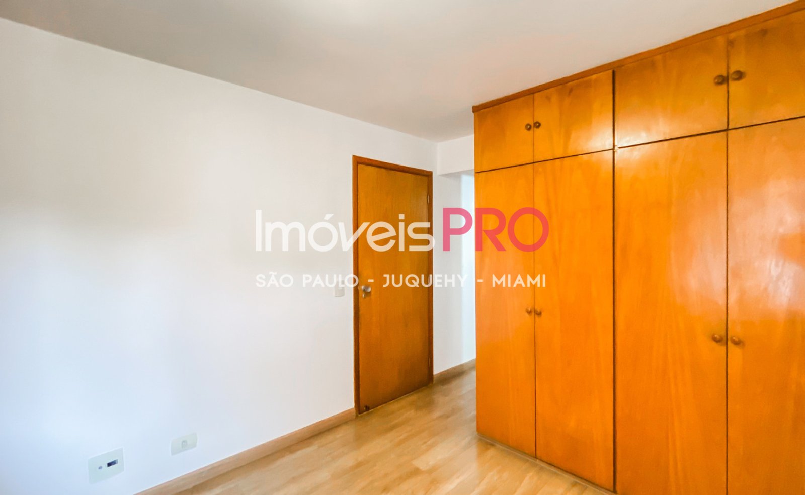 Foto :: IP38506