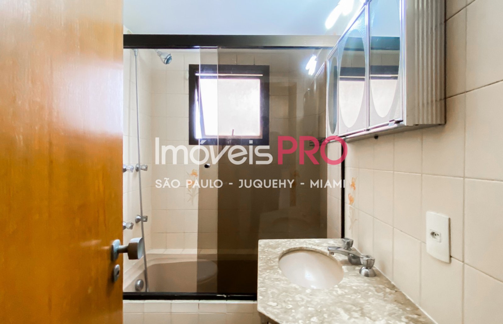 Foto :: IP38506