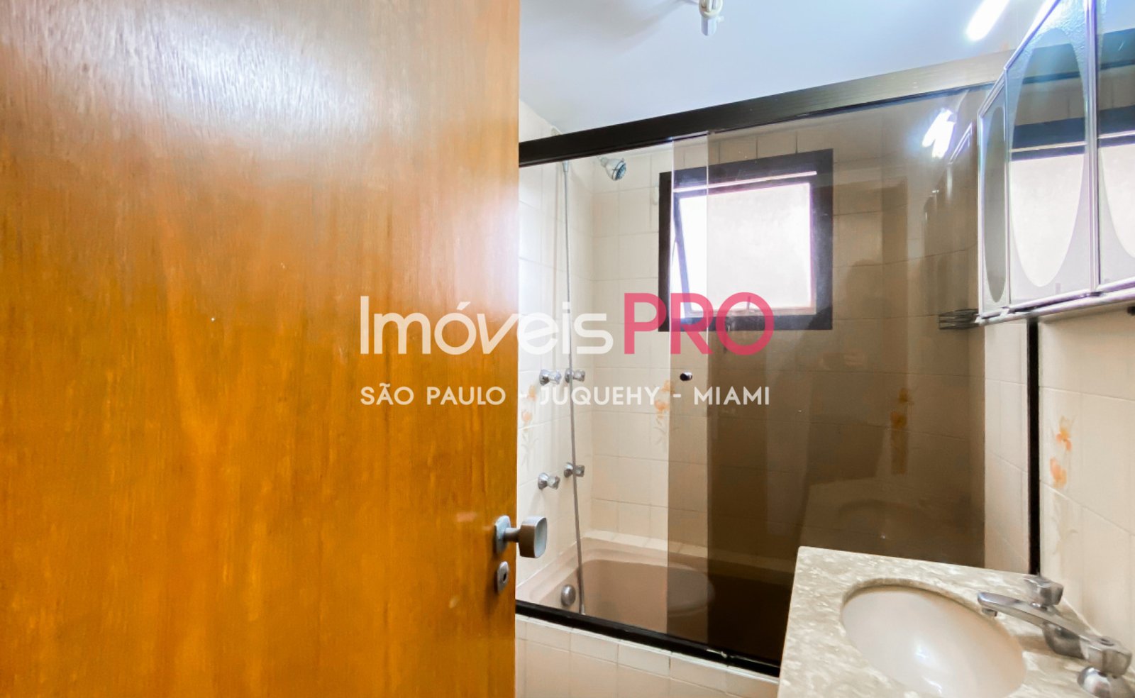 Foto :: https://assets.imoveispro.com.br/thumb/IP38506/apartamento-venda-moema-indios_IP38506_23_1920x1080.jpg?