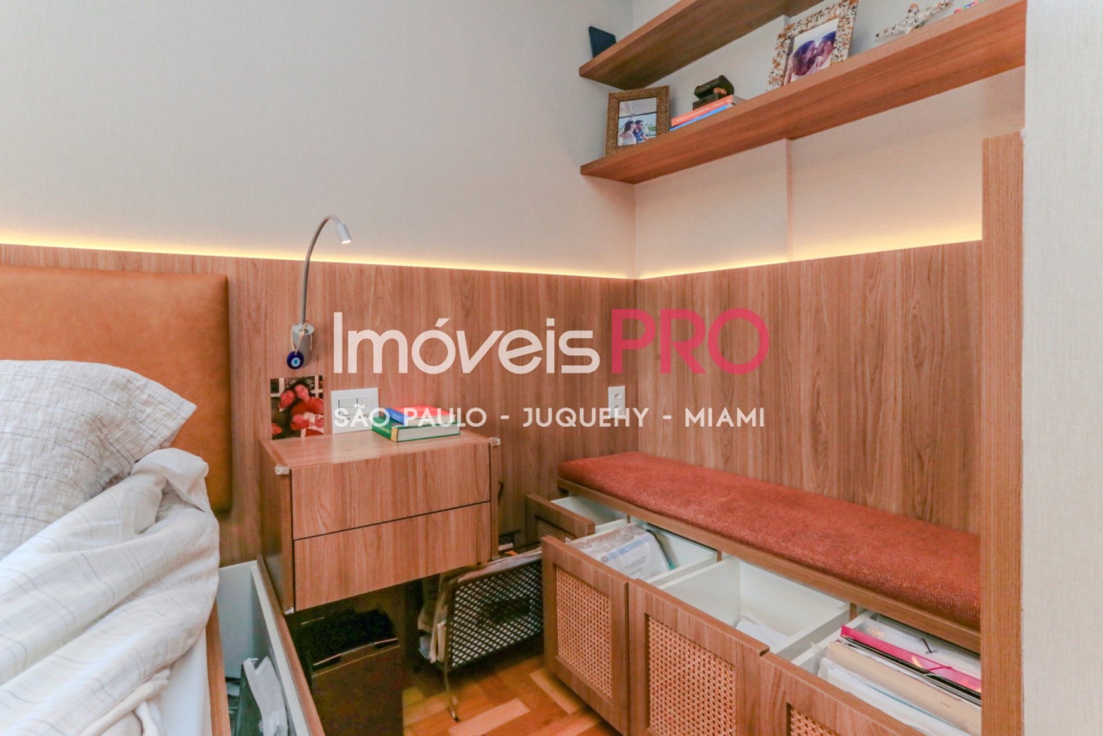 Foto :: https://assets.imoveispro.com.br/thumb/IP38513/apartamento-venda-vila-nova-conceicao_IP38513_35_1920x1080.jpg?