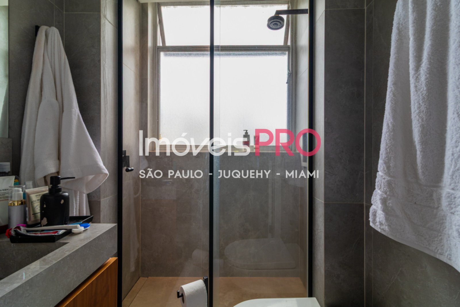 Foto :: IP38516
