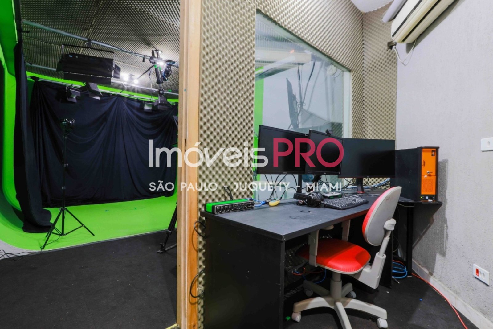 Foto :: https://assets.imoveispro.com.br/thumb/IP38518/comercial-venda-vila-cruzeiro_IP38518_11_1920x1080.jpg?