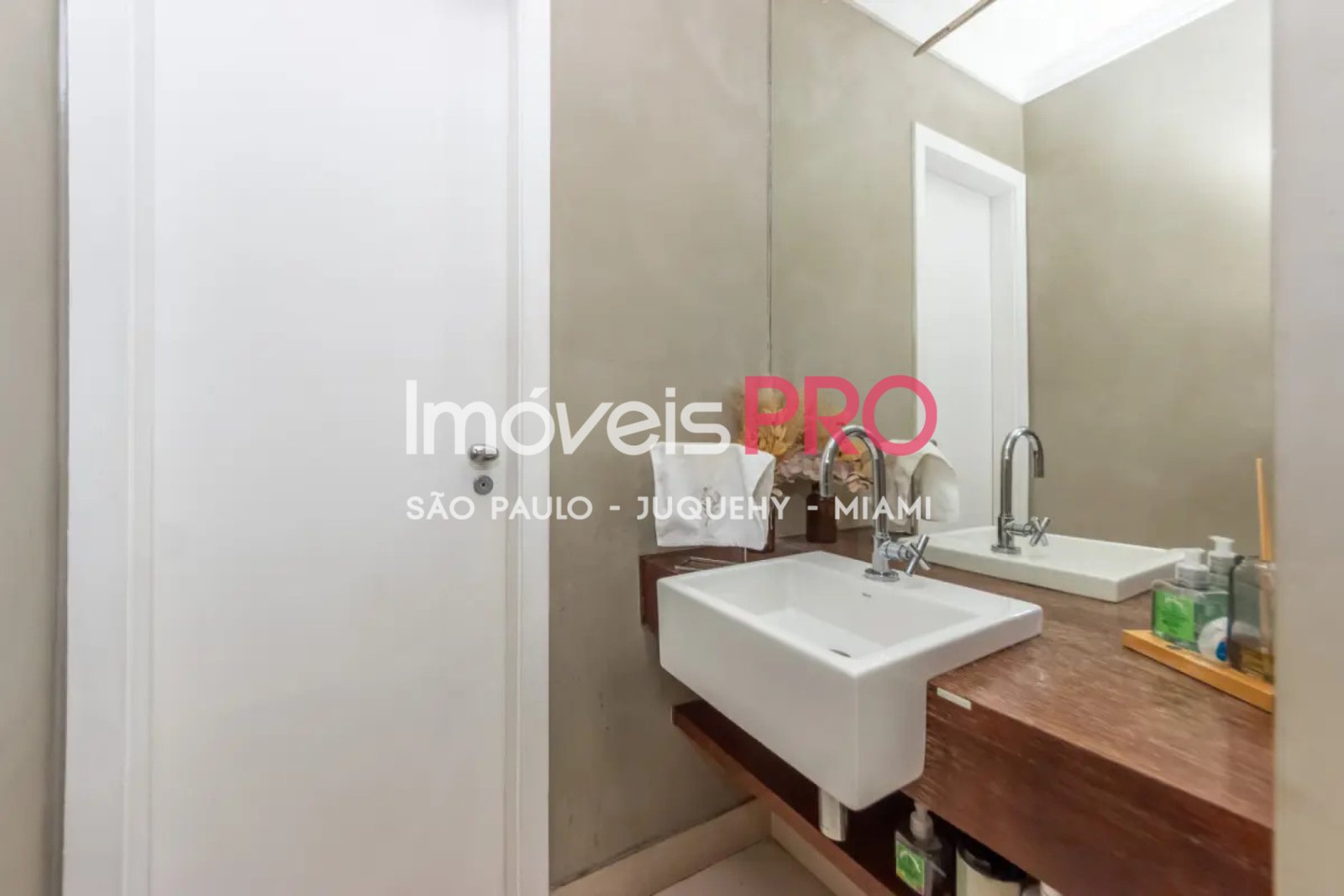 Foto :: https://assets.imoveispro.com.br/thumb/IP38522/apartamento-venda-brooklin-paulista_IP38522_23_1920x1080.jpg?