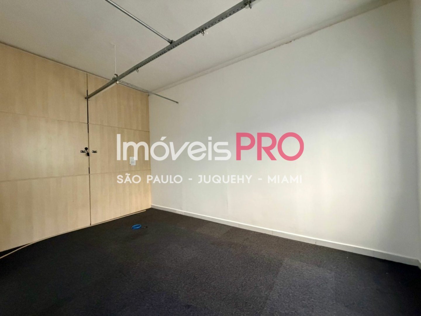 Foto :: https://assets.imoveispro.com.br/thumb/IP38533/predio-aluguel-vila-olimpia_IP38533_11_1920x1080.jpg?