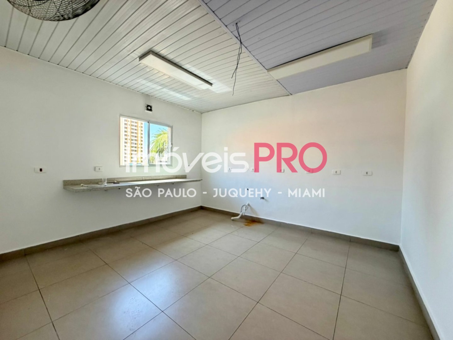 Foto :: https://assets.imoveispro.com.br/thumb/IP38533/predio-aluguel-vila-olimpia_IP38533_35_1920x1080.jpg?