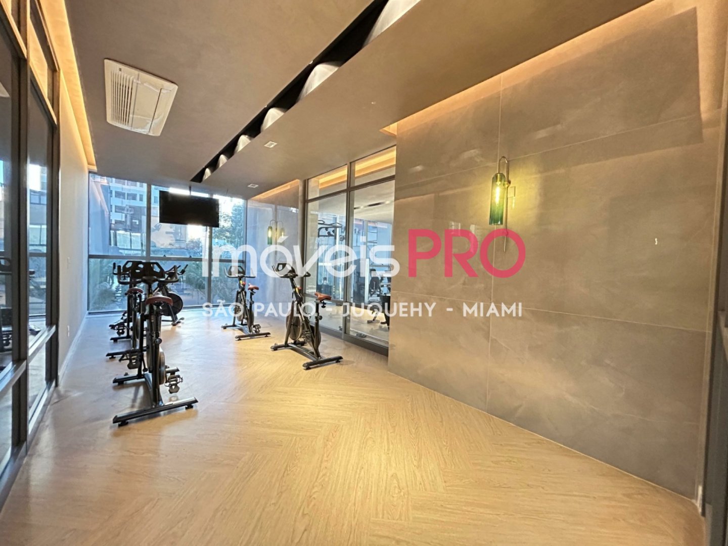 Foto :: https://assets.imoveispro.com.br/thumb/IP38537/apartamento-venda-moema-indios_IP38537_11_1920x1080.jpg?