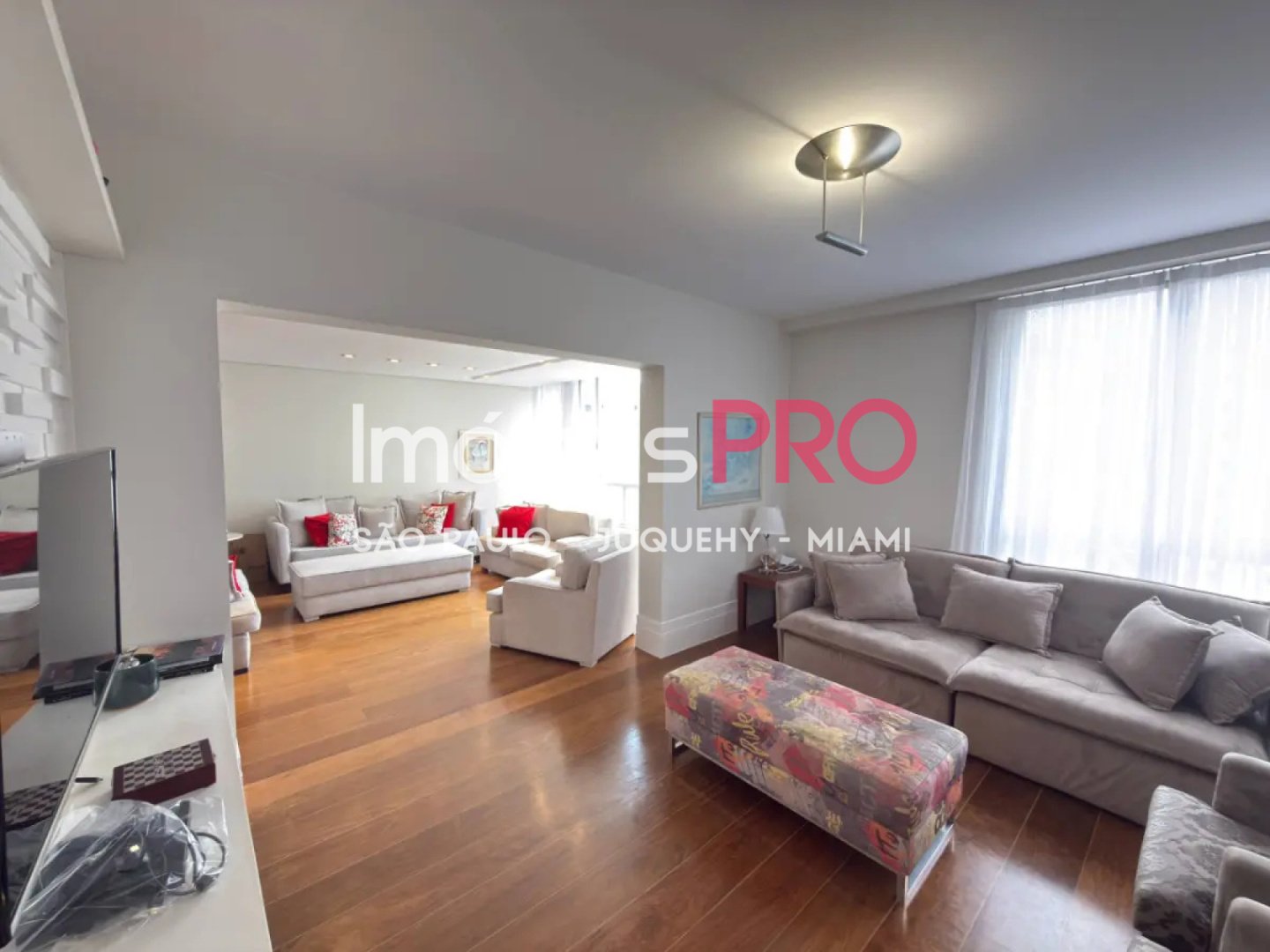 Foto :: IP38540
