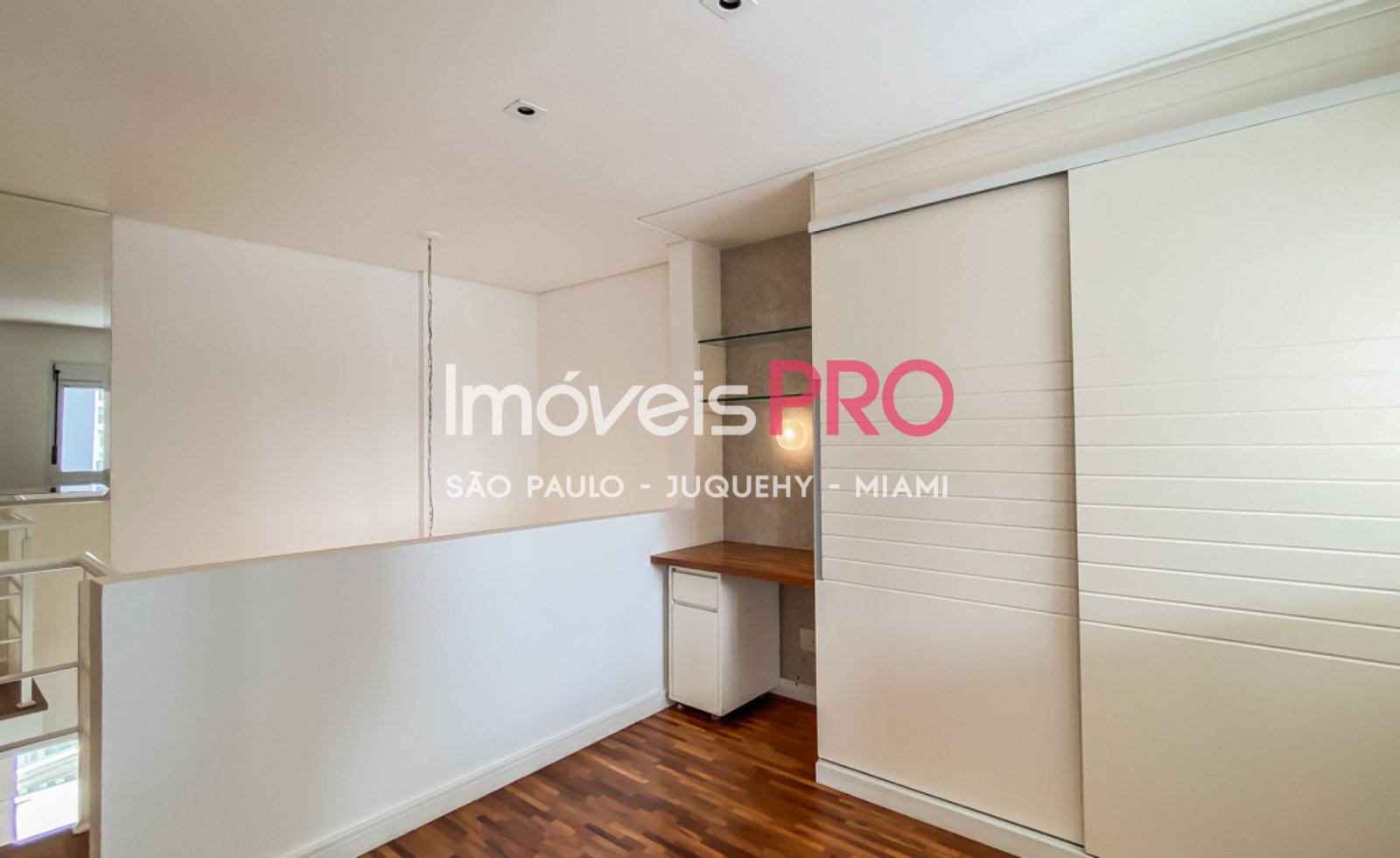 Foto :: https://assets.imoveispro.com.br/thumb/IP38541/apartamento-venda-moema_IP38541_17_1920x1080.jpg?