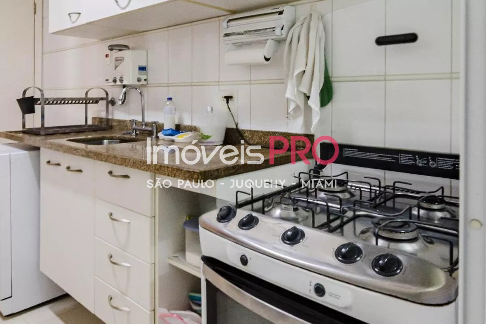 Foto :: https://assets.imoveispro.com.br/thumb/IP38543/apartamento-aluguel-pinheiros_IP38543_11_1920x1080.jpg?