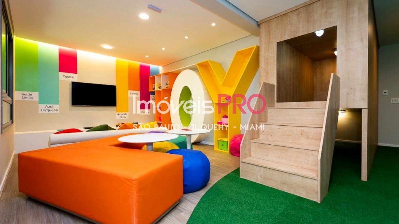 Foto :: IP38553