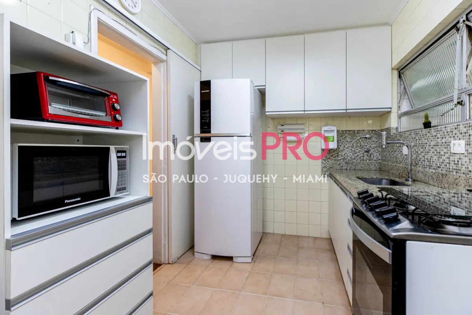 Foto :: https://assets.imoveispro.com.br/thumb/IP38554/apartamento-venda-itaim-bibi_IP38554_23_1920x1080.jpg?