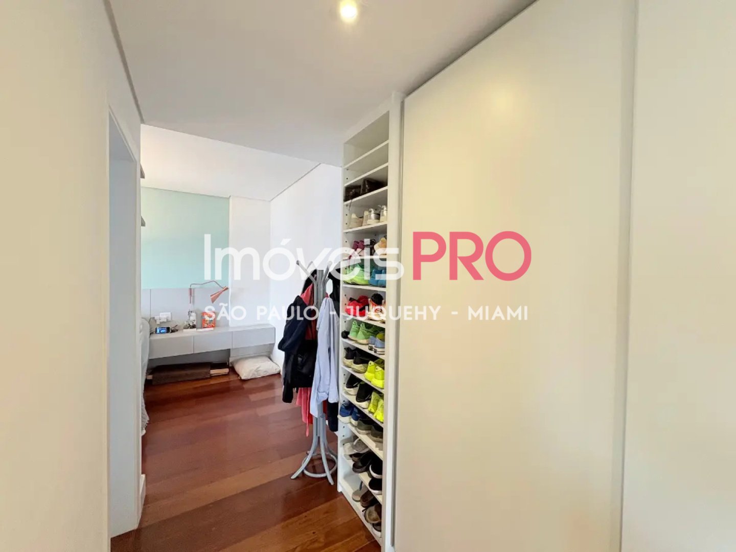 Foto :: https://assets.imoveispro.com.br/thumb/IP38555/apartamento-venda-perdizes_IP38555_11_1920x1080.jpg?