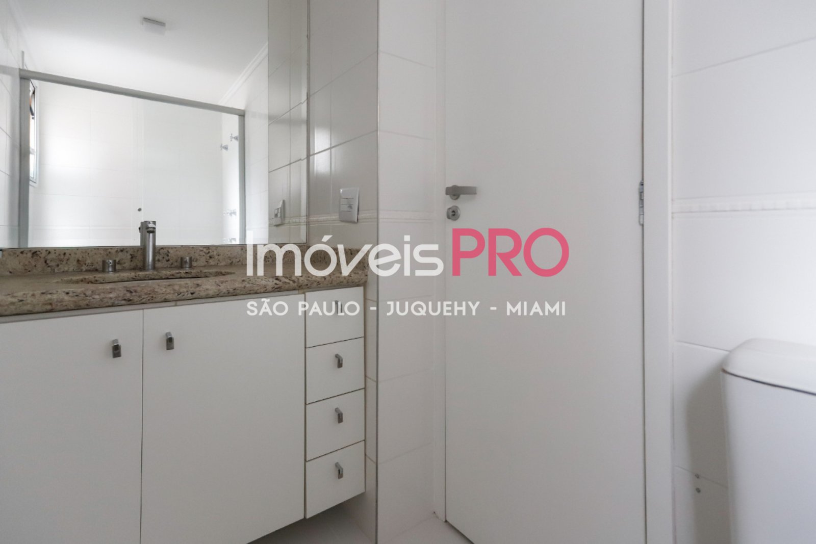 Foto :: https://assets.imoveispro.com.br/thumb/IP38556/apartamento-venda-perdizes_IP38556_29_1920x1080.jpg?