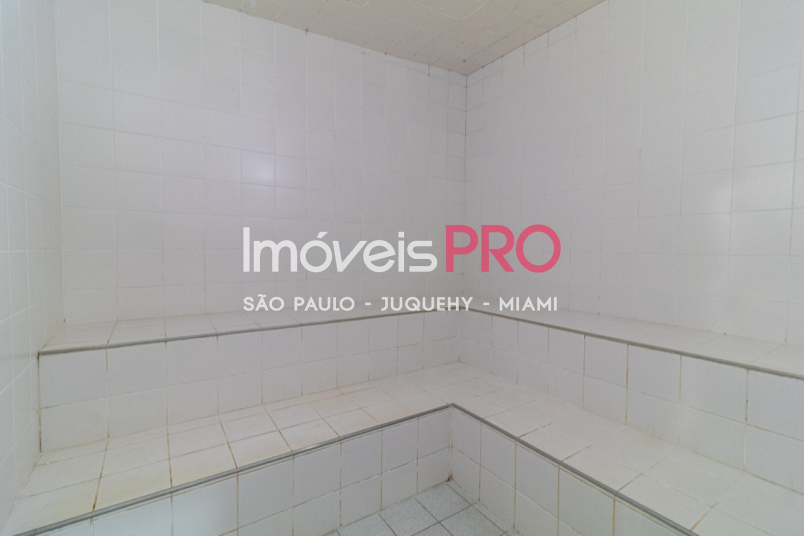 Foto :: IP38556