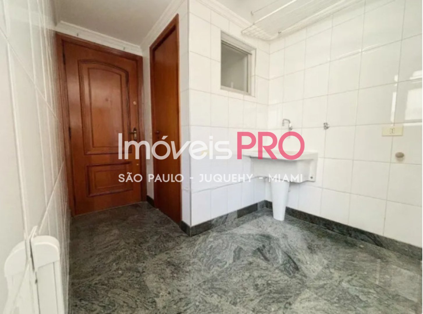 Foto :: https://assets.imoveispro.com.br/thumb/IP38562/apartamento-venda-moema-passaros_IP38562_11_1920x1080.jpg?