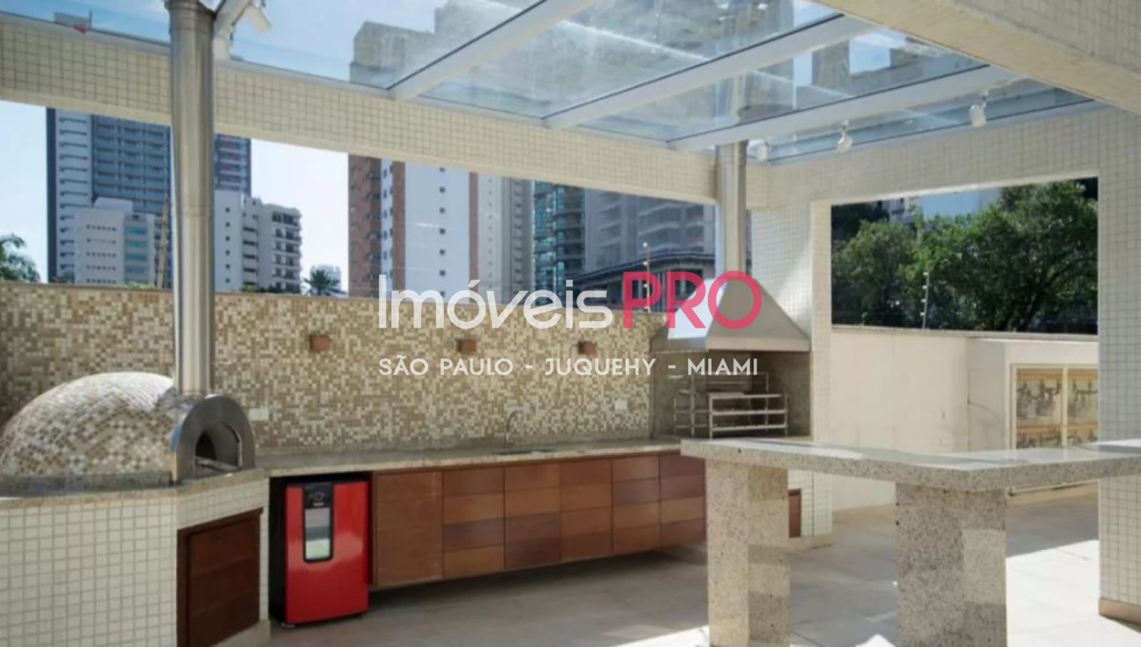 Foto :: https://assets.imoveispro.com.br/thumb/IP38563/cobertura-duplex-venda-campo-belo_IP38563_35_1920x1080.jpg?