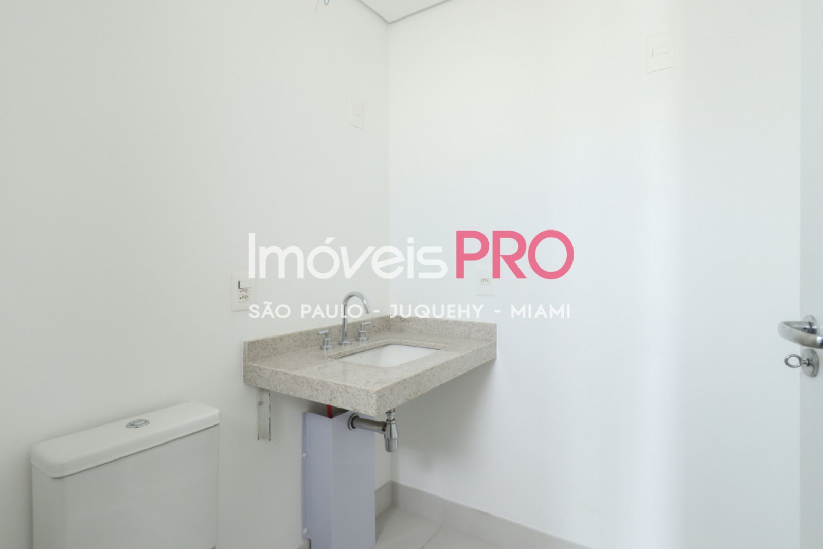 Foto :: IP38571