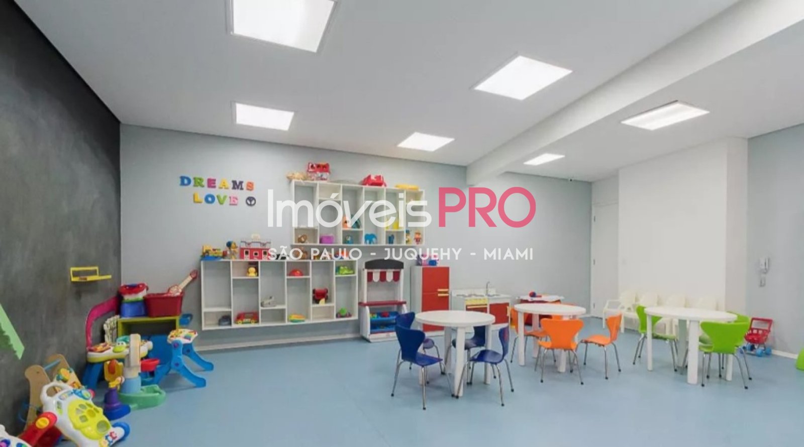Foto :: IP38573