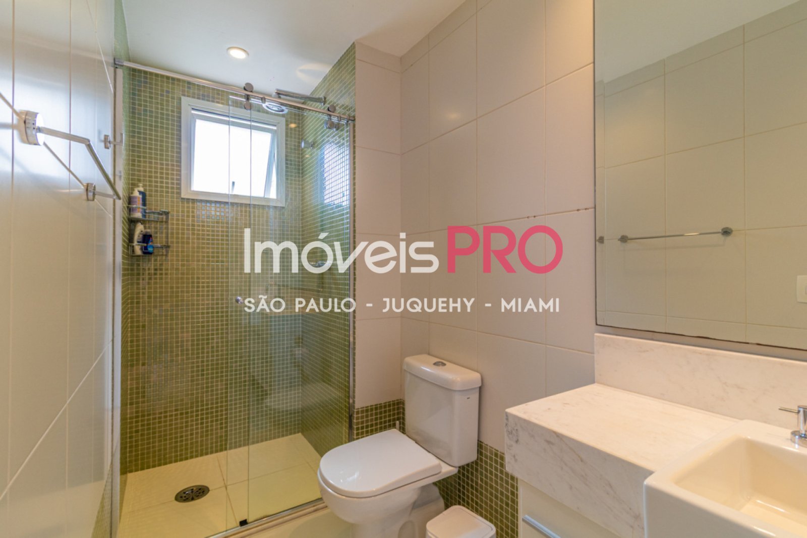 Foto :: https://assets.imoveispro.com.br/thumb/IP38576/apartamento-venda-campo-belo_IP38576_35_1920x1080.jpg?