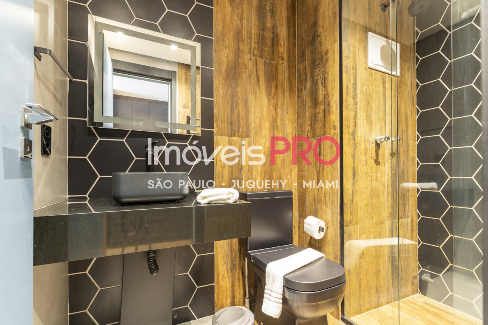 Foto :: https://assets.imoveispro.com.br/thumb/IP38580/studio-venda-pinheiros_IP38580_23_1920x1080.jpg?