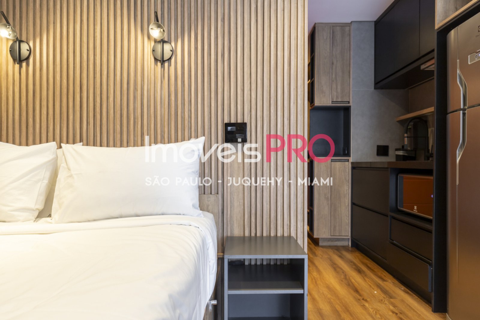 Foto :: https://assets.imoveispro.com.br/thumb/IP38581/studio-venda-pinheiros_IP38581_17_1920x1080.jpg?